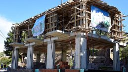 Dünya mirası Assos’ta inşaat bilmecesi