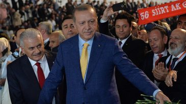 Medya patronu Ethem Sancak AKP yönetimine girdi