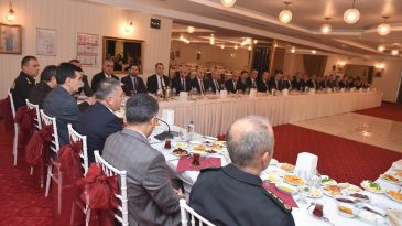 Müdürleri topladı