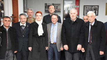 Demokrat Partililer Saka’yı ziyaret etti