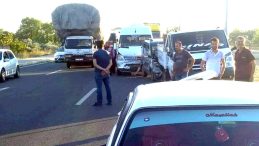 Edremit te zincirleme kaza: 8 yaralı