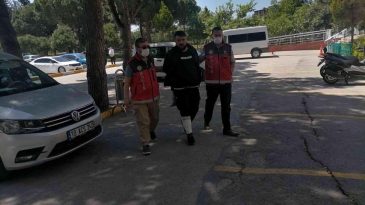 Balıkesir’de polis 11 yıl hapis cezası olan şahsı yakaladı
