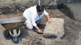 Antandros Antik Kenti’ndeki Roma villası ve nekropolis gün ışığına çıkarılıyor