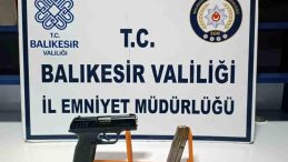 Balıkesir’de polis 50 aranan şahsı yakaladı
