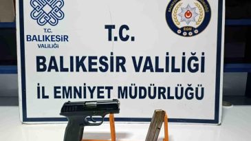 Balıkesir’de polis 50 aranan şahsı yakaladı
