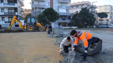 EDREMİT’TE YOL YAPIM ÇALIŞMALARI DEVAM EDİYOR