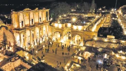 Gece müzeciliği Efes’e nefes oldu