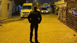 Gönen’de şafak operasyonu: Silah ve yasaklı maddeler ele geçirildi