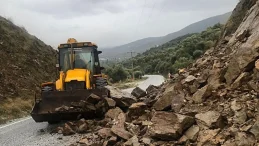 İzmir’in Ödemiş ilçesinde heyelan meydana geldi!