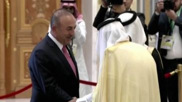 Bakan Çavuşoğlu Trump’ın katıldığı zirvede