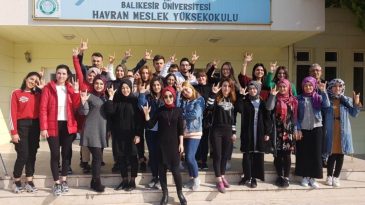 İşaret dili öğrendiler