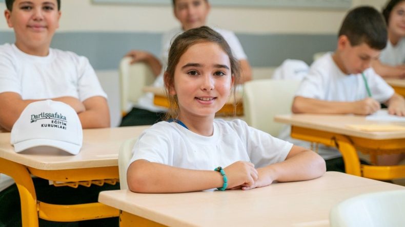 Darüşşafaka, tam burslu ve yatılı eğitim için kapılarını açıyor