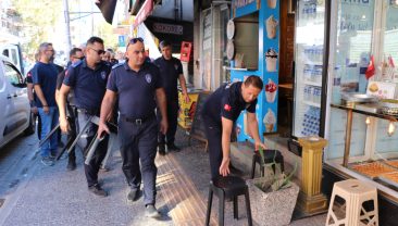 Edremit’te Kaldırım İşgallerine Zabıtadan Denetim